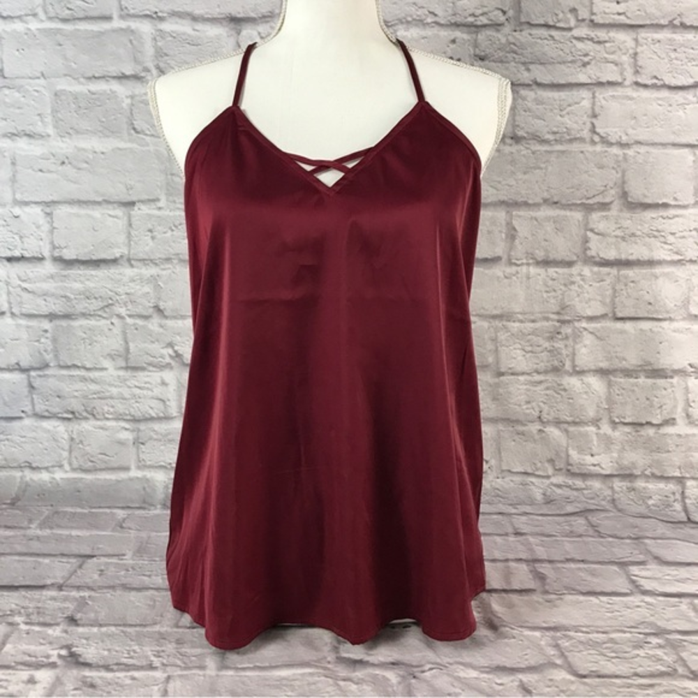 Silky Strapped Cut Out Top‎